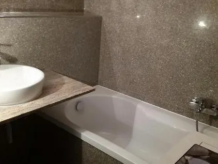 Apartment Zum Wohlfuehlen Fuer Max 5 Erwachsene Und 1 Kind, Schwimmbad Vor Der Tuer, Tiere Erlaubt Sierksdorf
